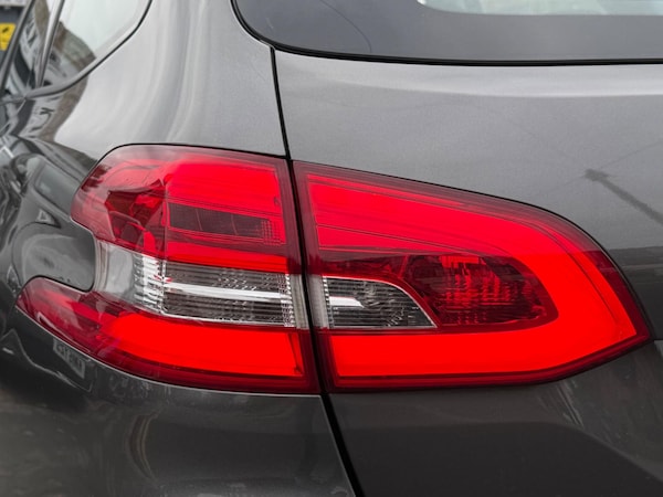 Used Peugeot 308 SW 2016 for sale - 76214291: Photo 9