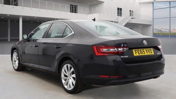 Used Skoda Superb 2016 for sale - 76226177: Photo 4