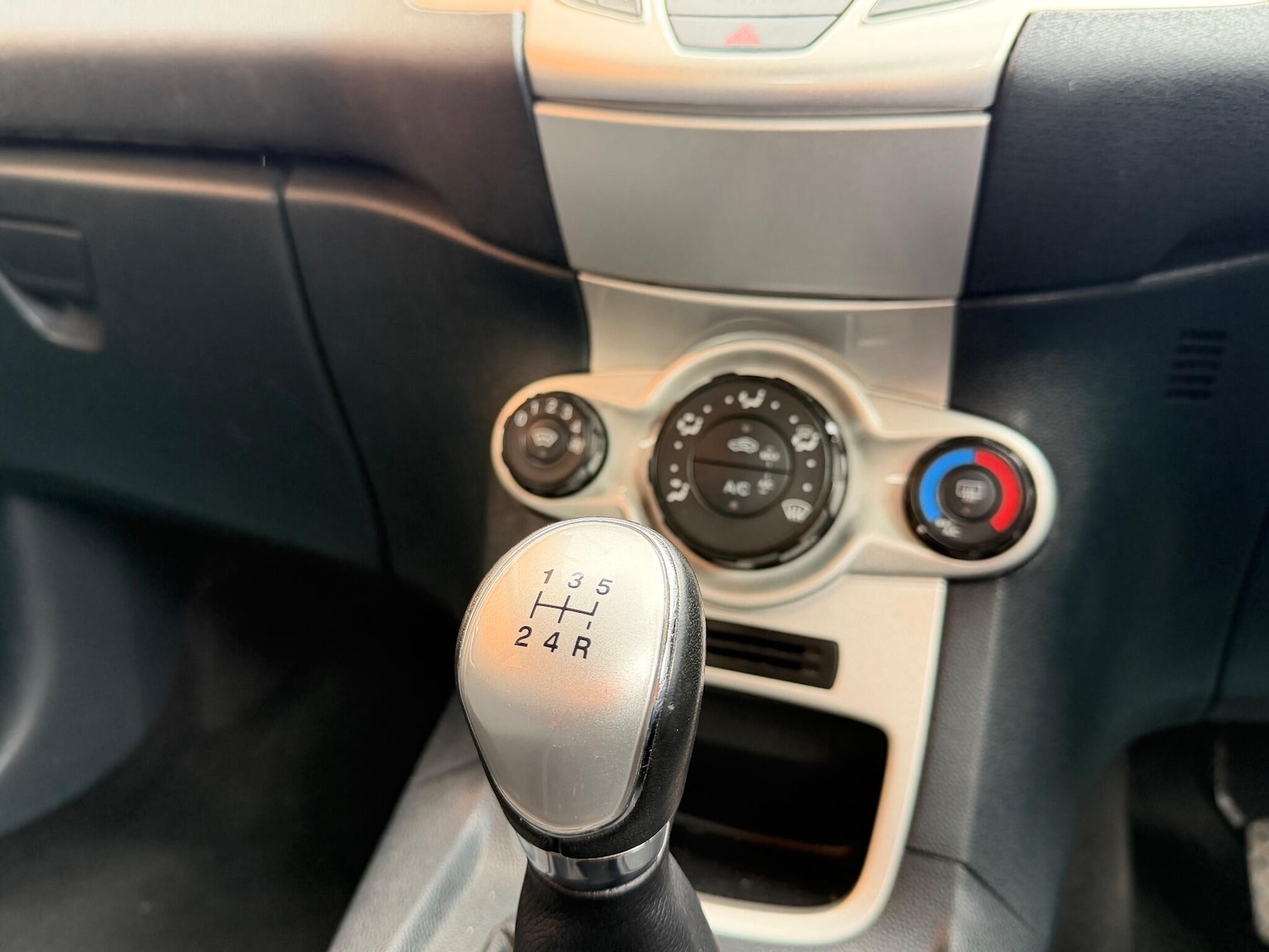 Used Ford Fiesta 2012 for sale - 78071868: Photo 12