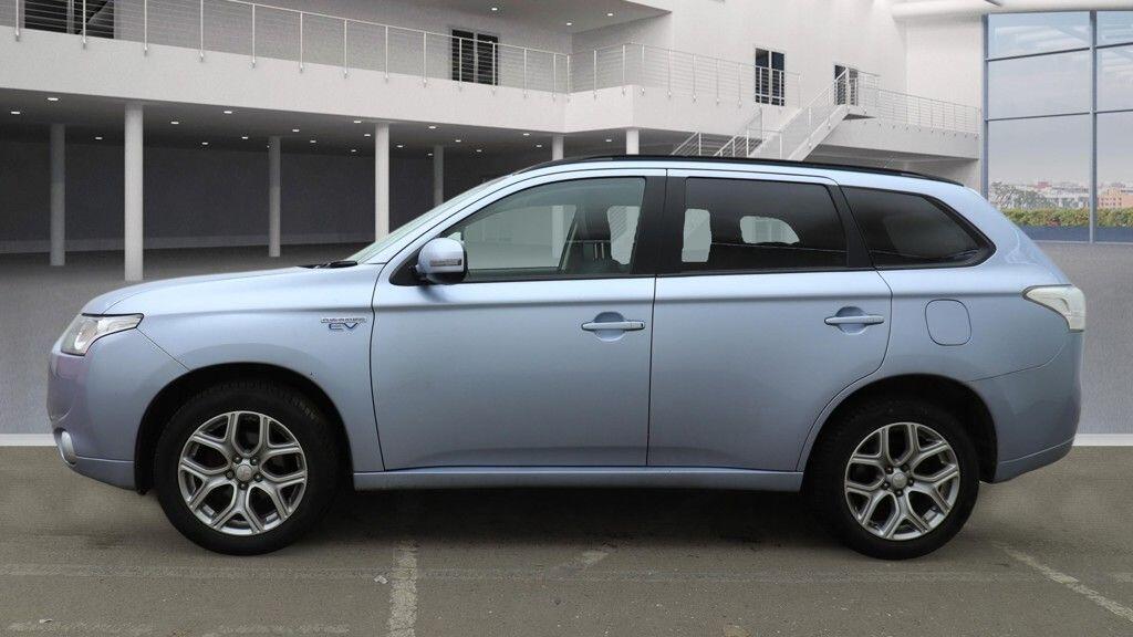 Used Mitsubishi Outlander 2015 for sale - 77143362: Photo 11