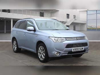 Mitsubishi Outlander feature image