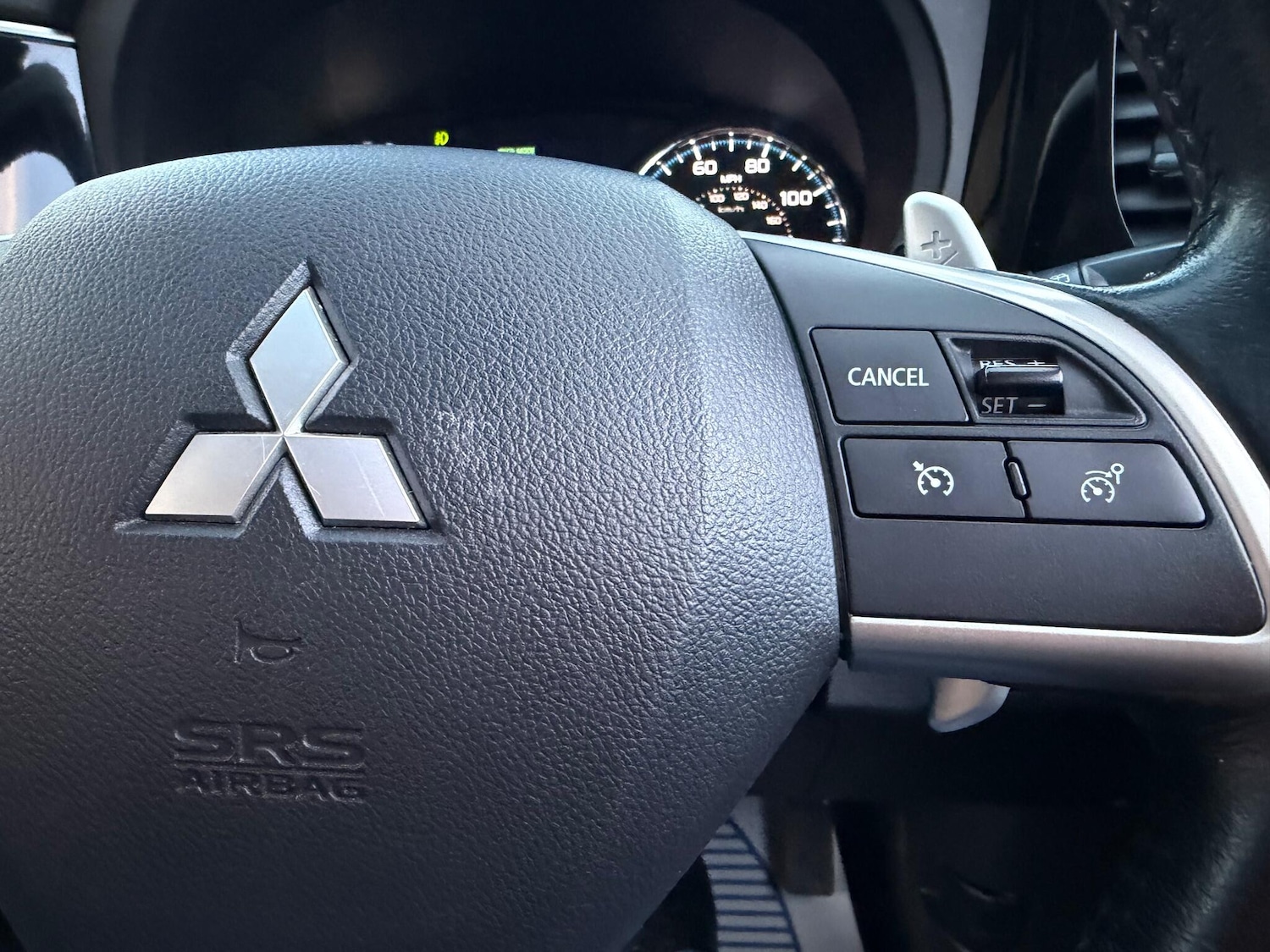 Used Mitsubishi Outlander 2015 for sale - 77143362: Photo 29