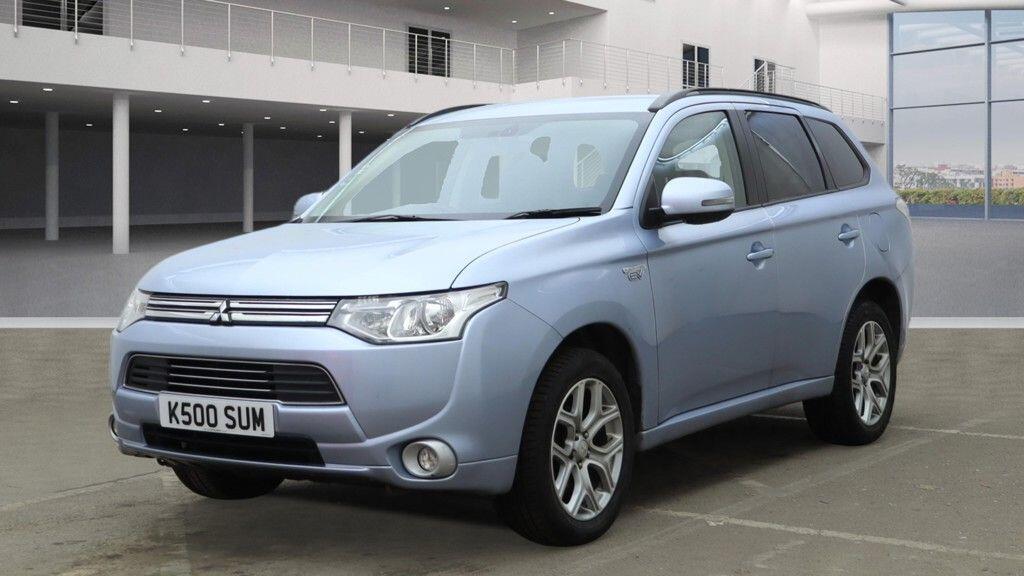 Used Mitsubishi Outlander 2015 for sale - 77143362: Photo 4