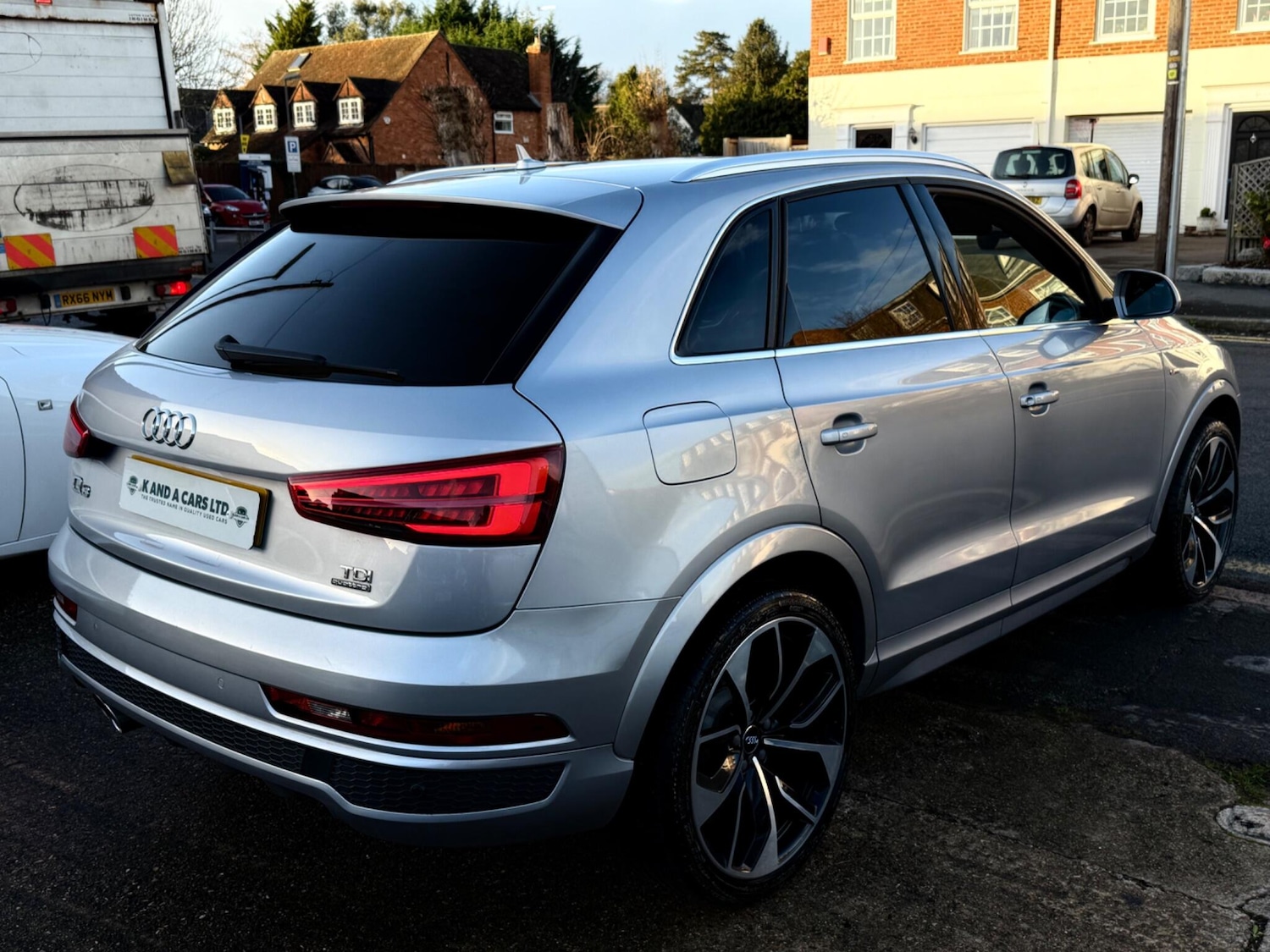 Used Audi Q3 2015 for sale - 76752940: Photo 10