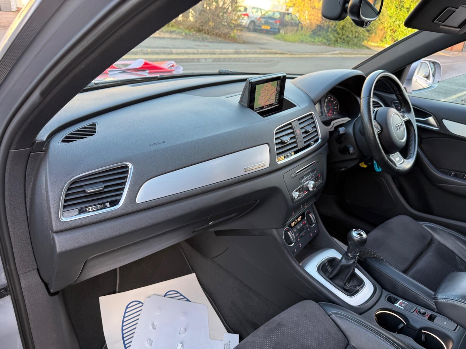 Used Audi Q3 2015 for sale - 76752940: Photo 11