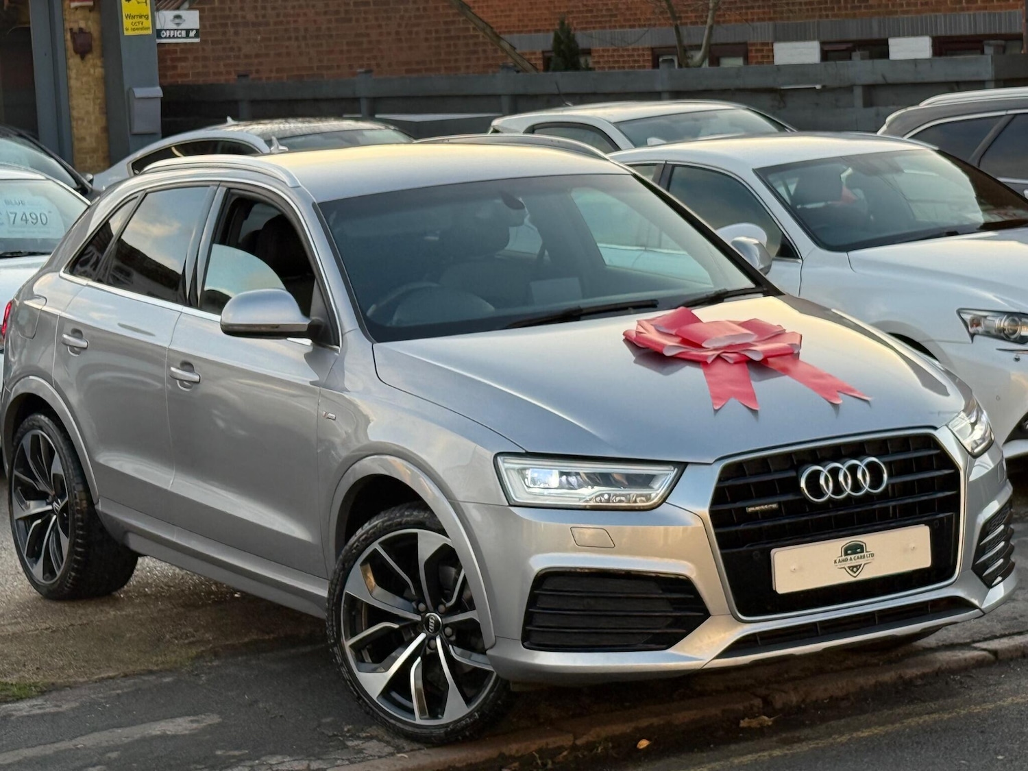 Used Audi Q3 2015 for sale - 76752940: Photo 2