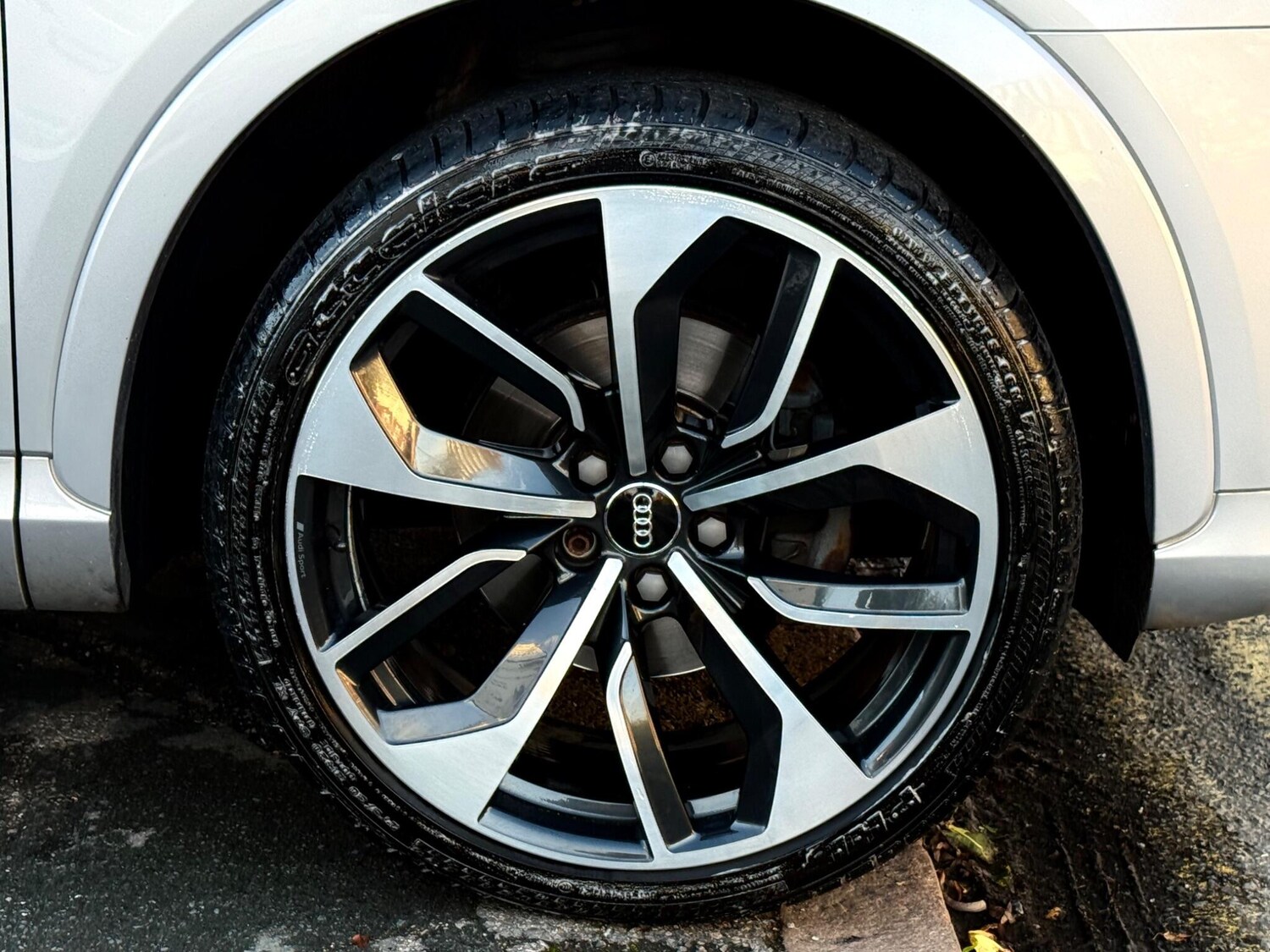 Used Audi Q3 2015 for sale - 76752940: Photo 28