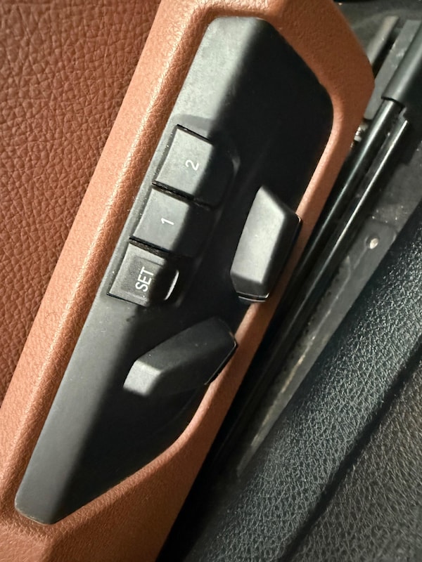 Used BMW 6 Series 2015 for sale - 76259095: Photo 11