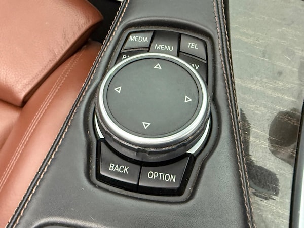 Used BMW 6 Series 2015 for sale - 76259095: Photo 23