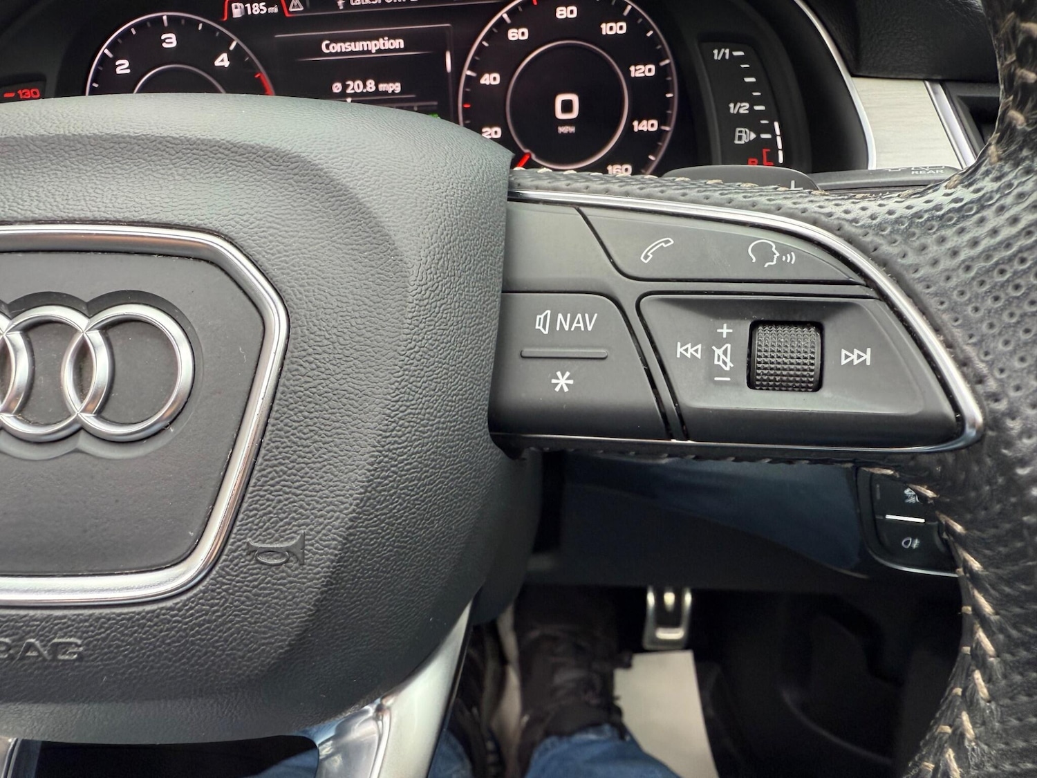 Used Audi Q7 2017 for sale - 76270808: Photo 36