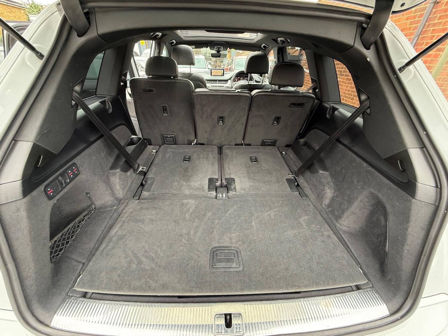 Used Audi Q7 2017 for sale - 76270808: Photo 78