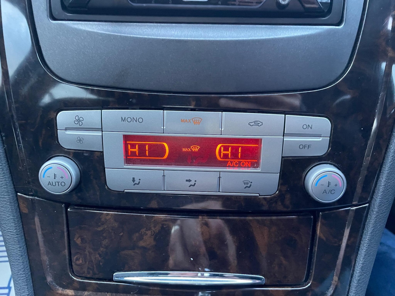 Used Ford Mondeo for sale - 76913337: Photo 25