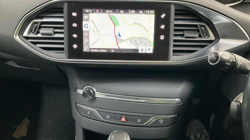 Used Peugeot 308 2015 for sale - 76269634: Photo 14