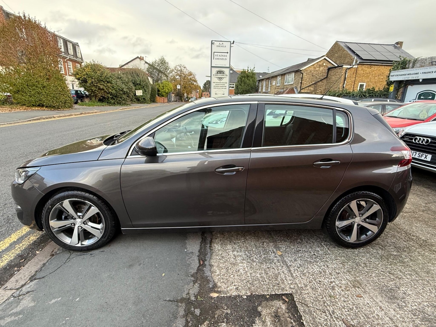 Used Peugeot 308 2015 for sale - 76269634: Photo 15