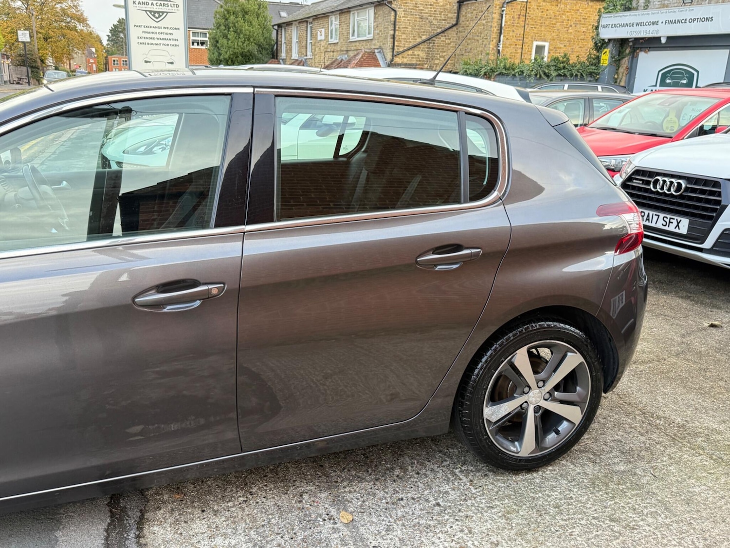 Used Peugeot 308 2015 for sale - 76269634: Photo 17