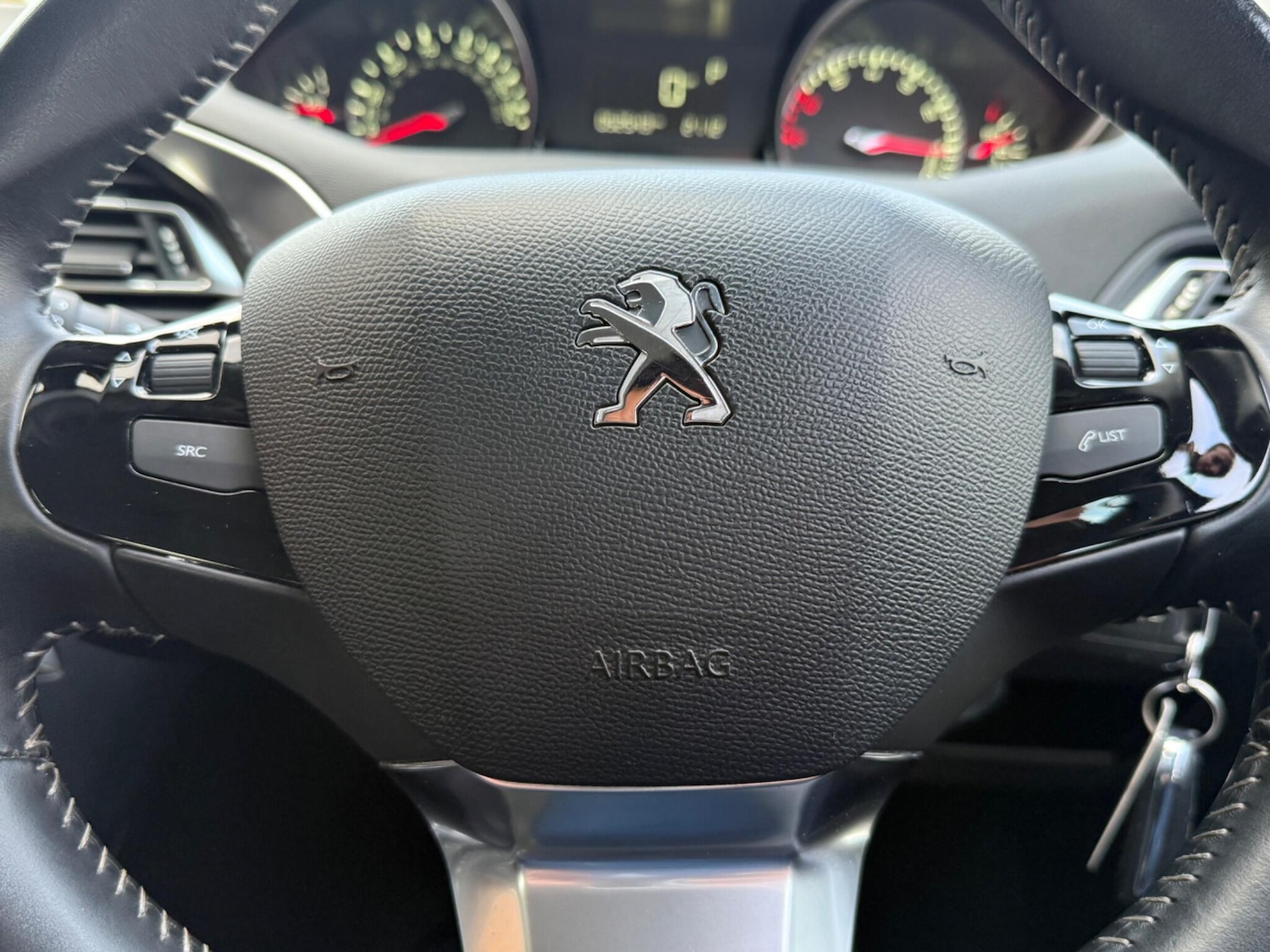 Used Peugeot 308 2015 for sale - 76269634: Photo 46