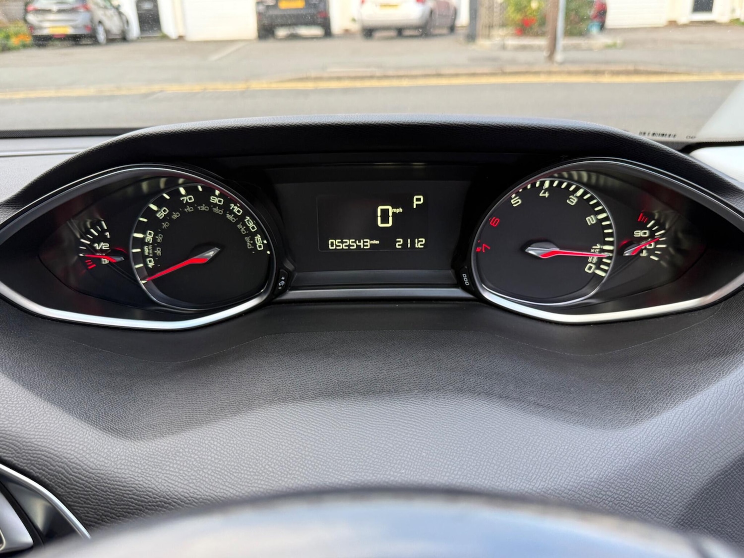 Used Peugeot 308 2015 for sale - 76269634: Photo 47