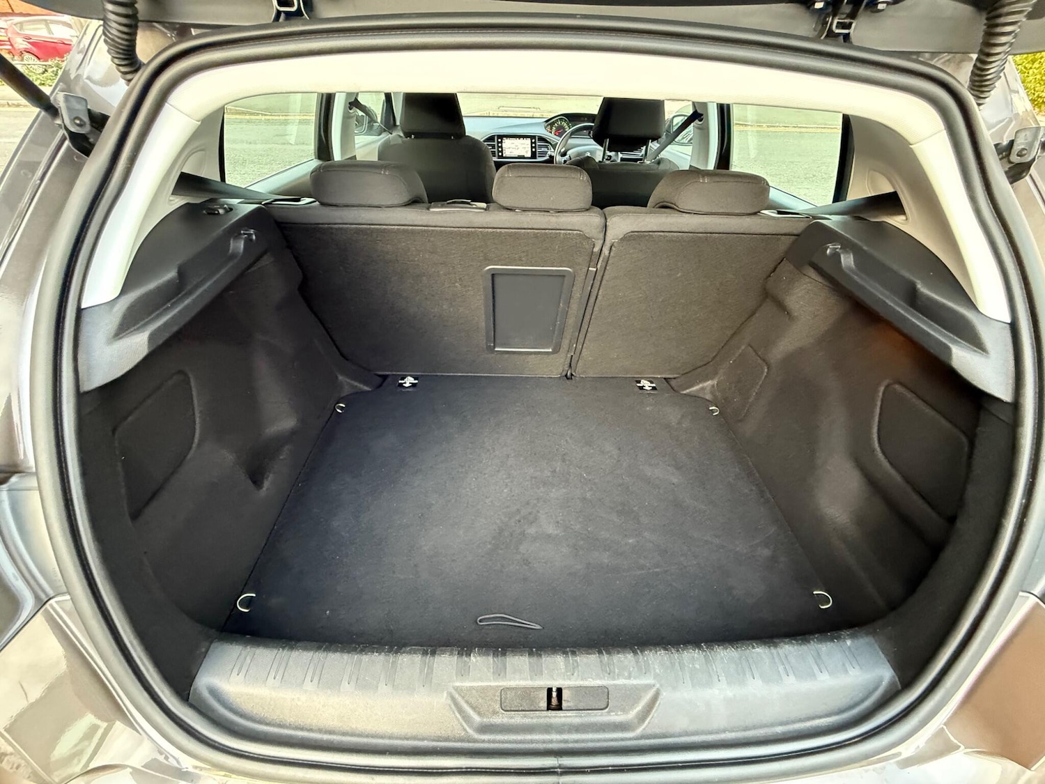 Used Peugeot 308 2015 for sale - 76269634: Photo 63