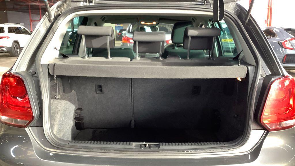 Used Volkswagen Polo 2011 for sale - 77174483: Photo 13