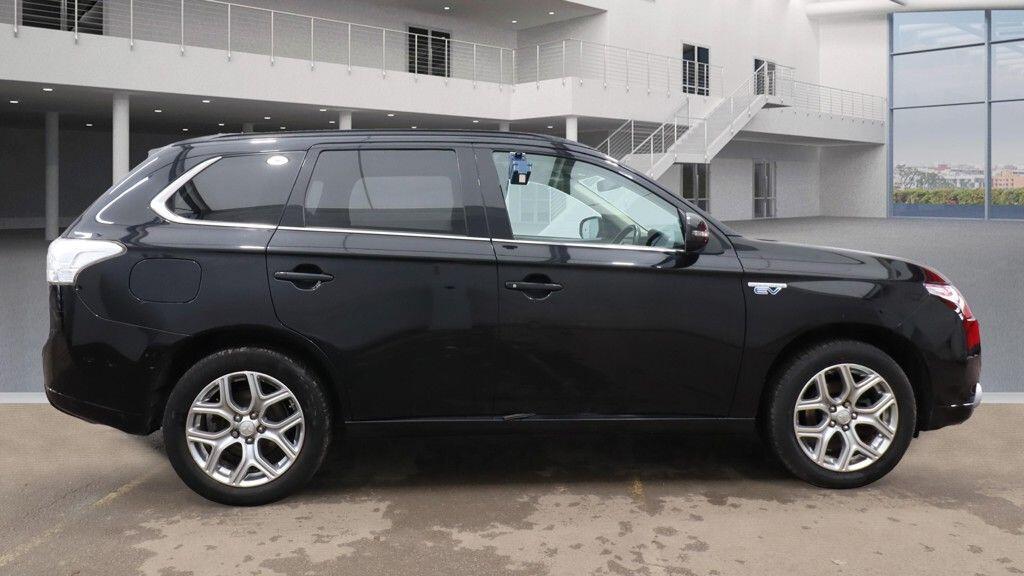 Used Mitsubishi Outlander 2015 for sale - 76012451: Photo 5