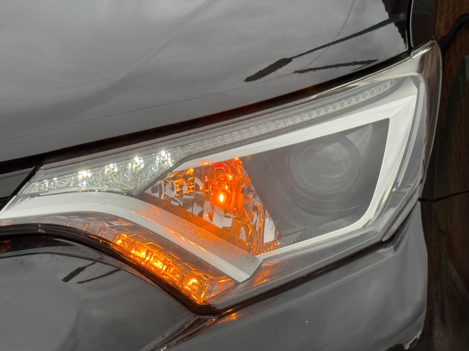 Used Toyota RAV4 2017 for sale - 76314339: Photo 18
