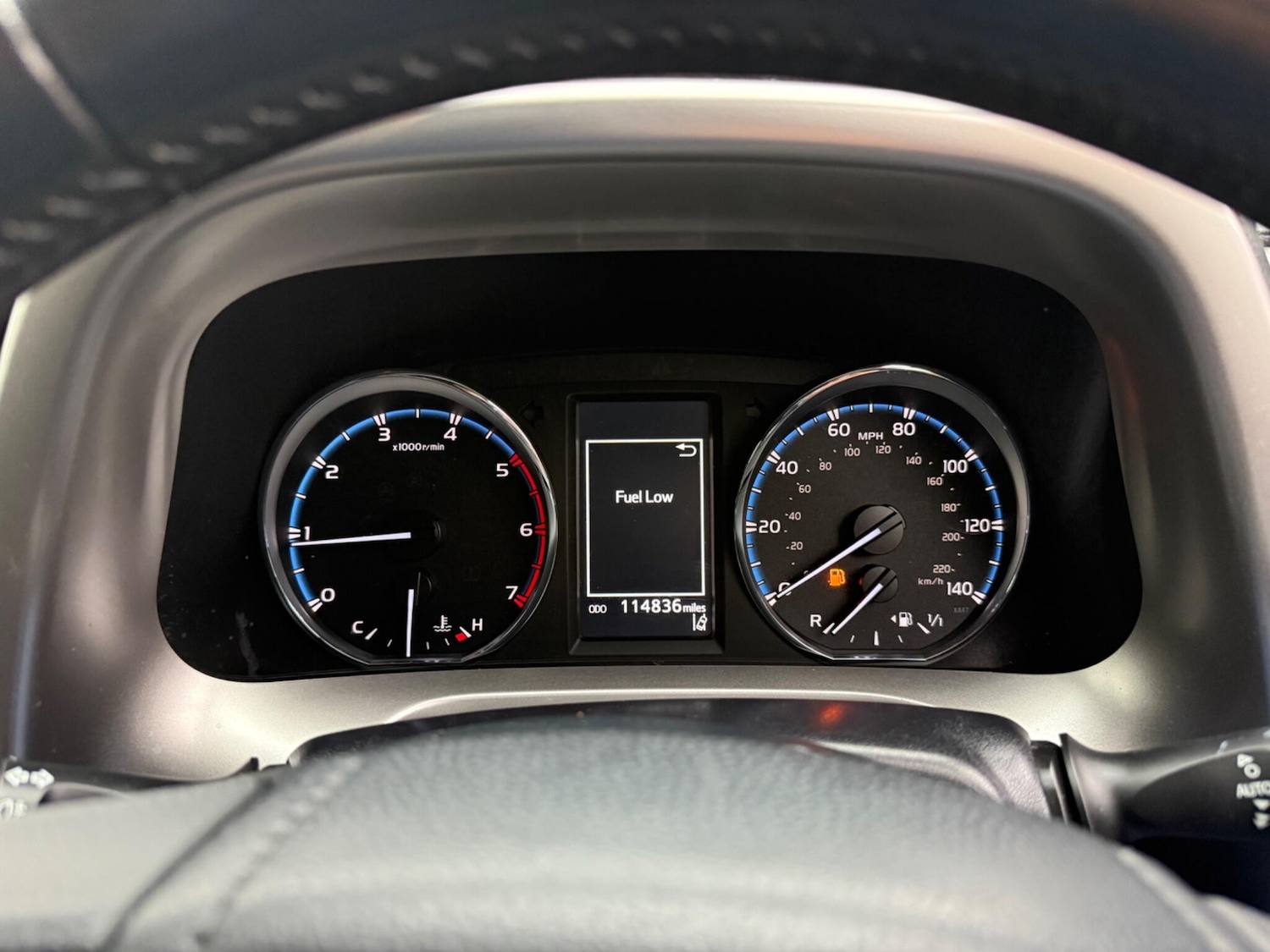 Used Toyota RAV4 2017 for sale - 76314339: Photo 45