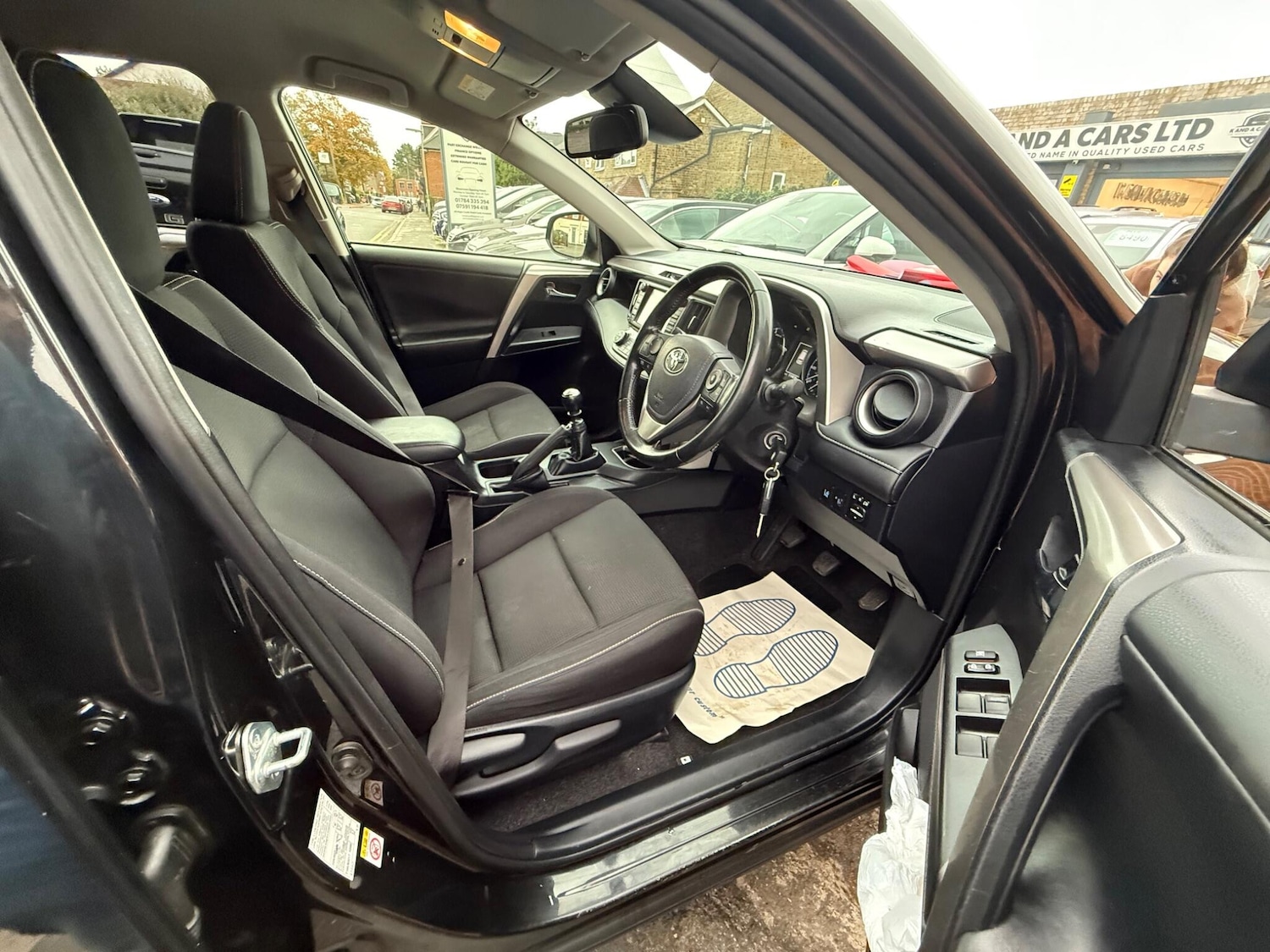 Used Toyota RAV4 2017 for sale - 76314339: Photo 49