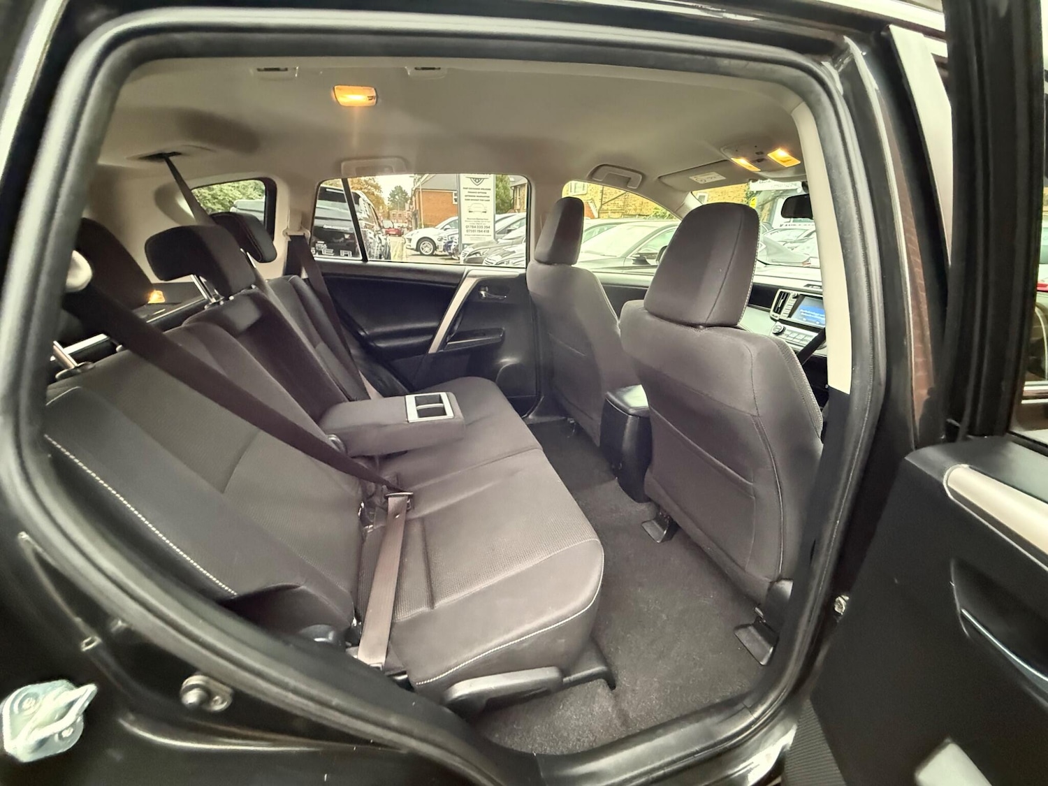 Used Toyota RAV4 2017 for sale - 76314339: Photo 56