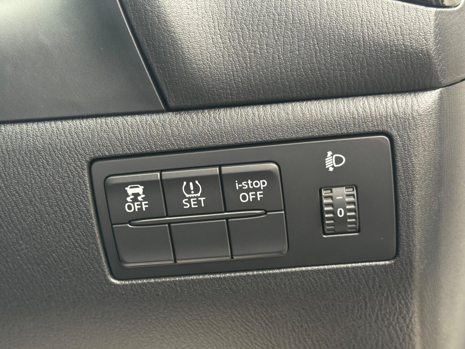 Used Mazda Mazda3 2014 for sale - 76001239: Photo 20