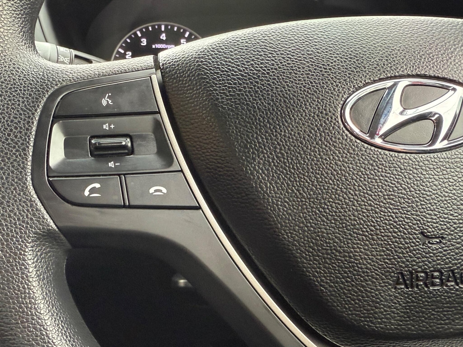 Used Hyundai i20 2019 for sale - 76153018: Photo 55