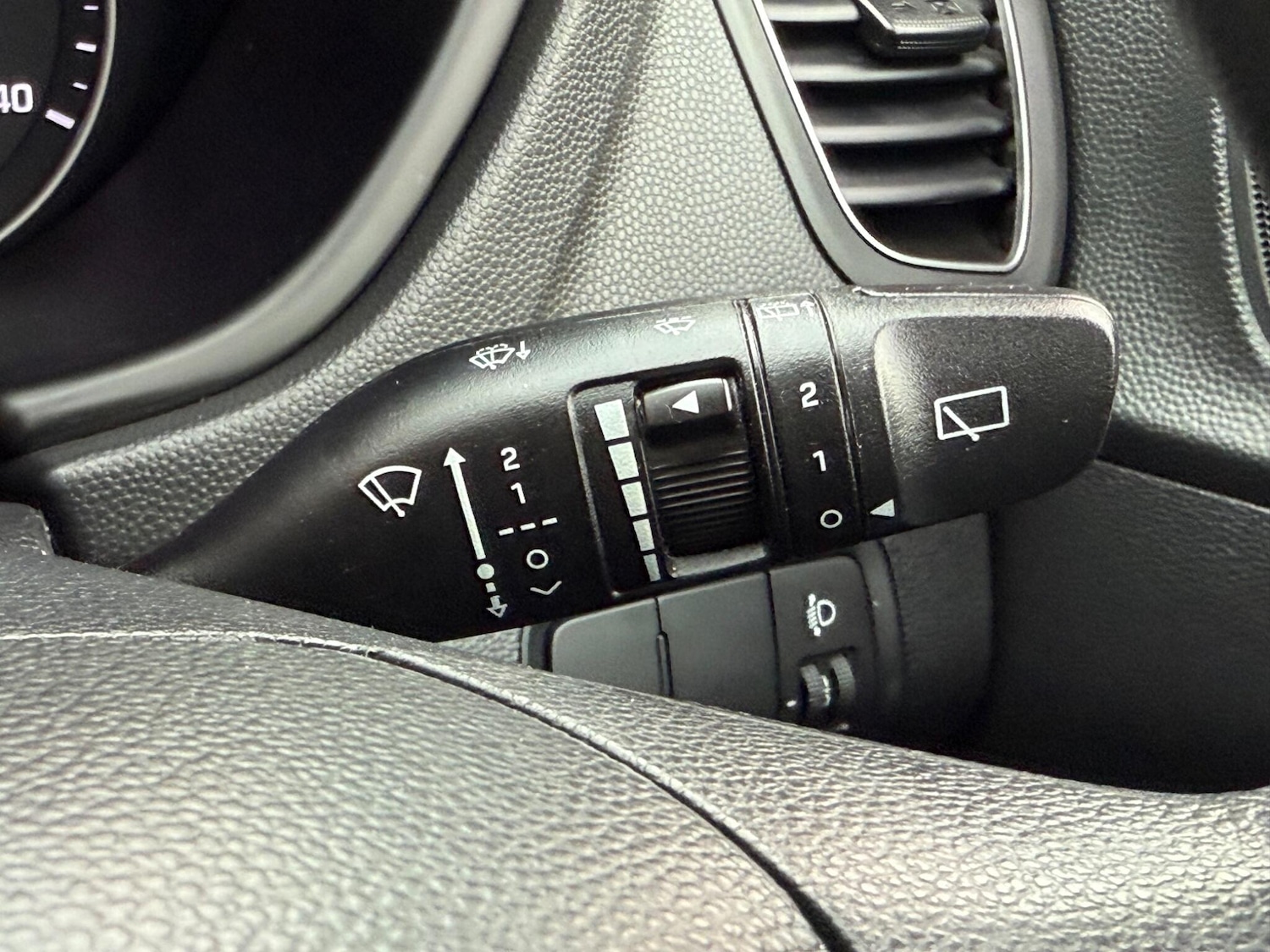 Used Hyundai i20 2019 for sale - 76153018: Photo 57