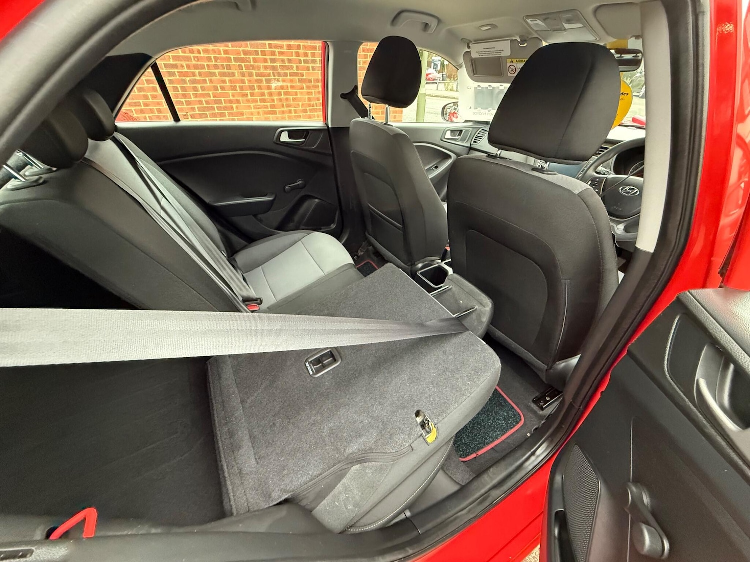 Used Hyundai i20 2019 for sale - 76153018: Photo 58