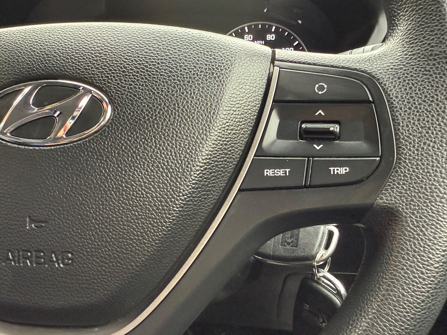 Used Hyundai i20 2019 for sale - 76153018: Photo 61