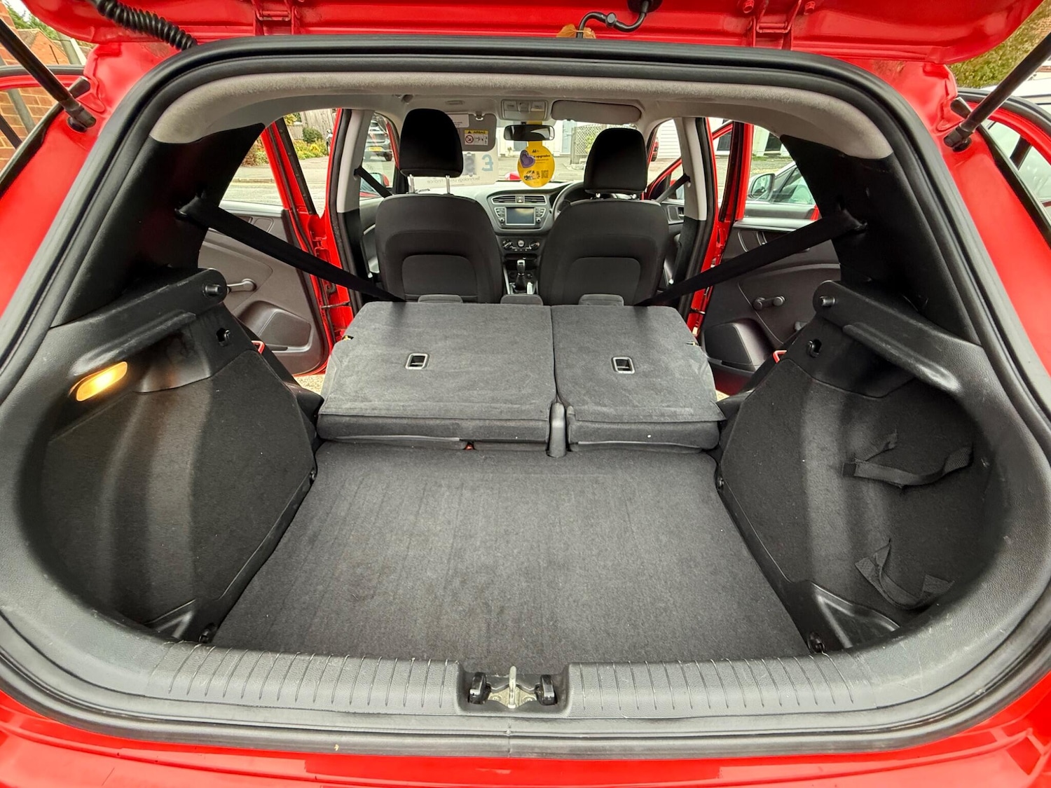 Used Hyundai i20 2019 for sale - 76153018: Photo 62