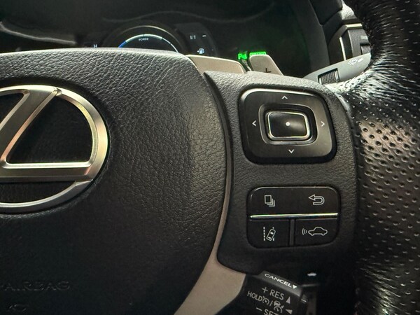 Used Lexus IS 2017 for sale - 76314828: Photo 30