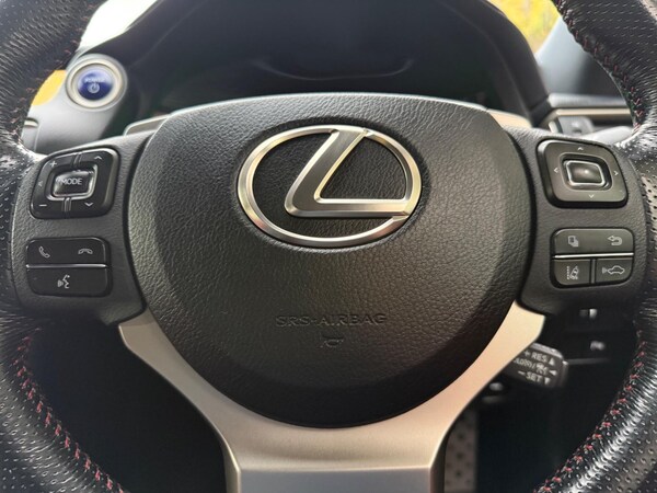 Used Lexus IS 2017 for sale - 76314828: Photo 32
