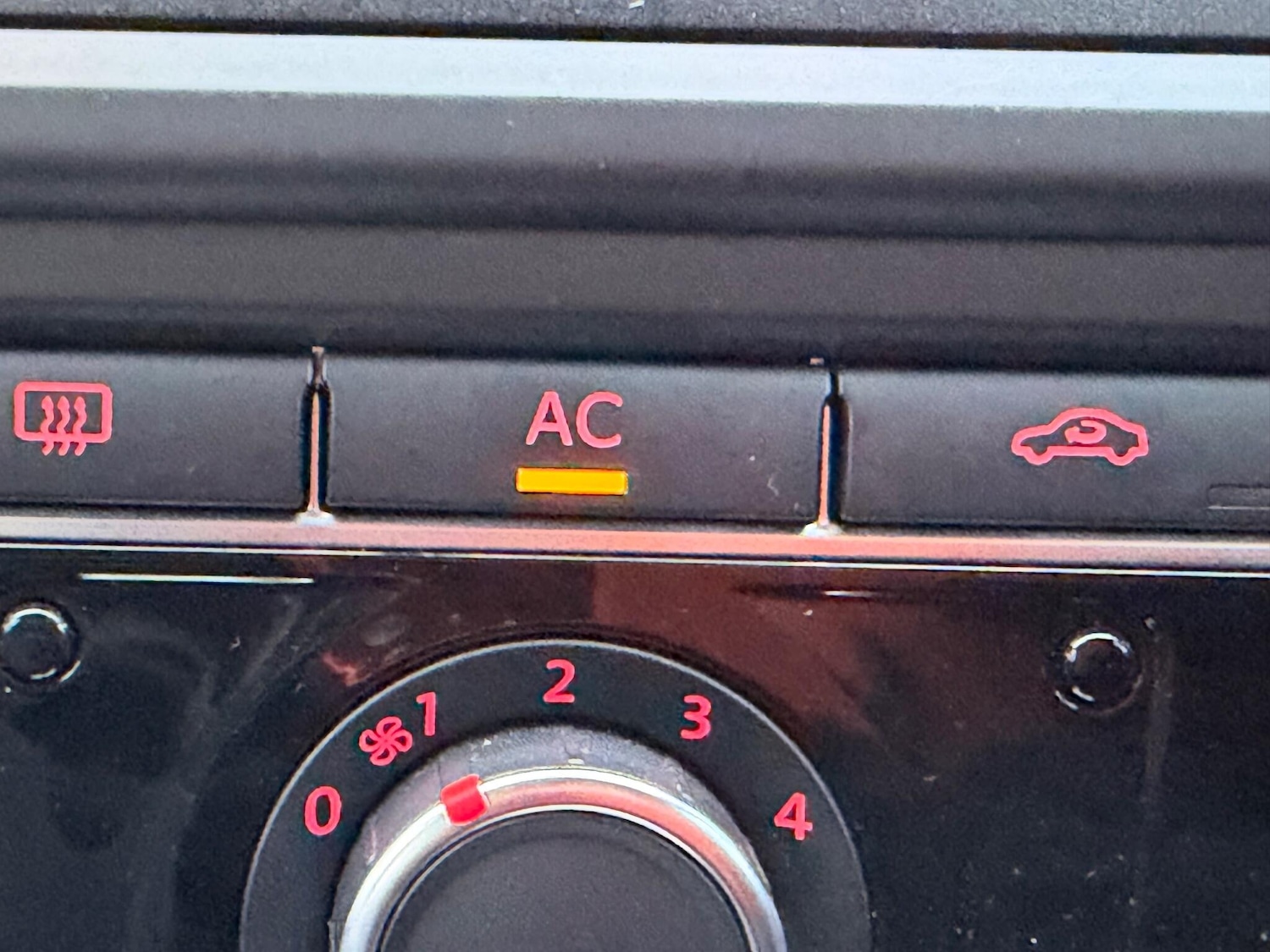 Used Volkswagen Golf 2011 for sale - 77174484: Photo 25