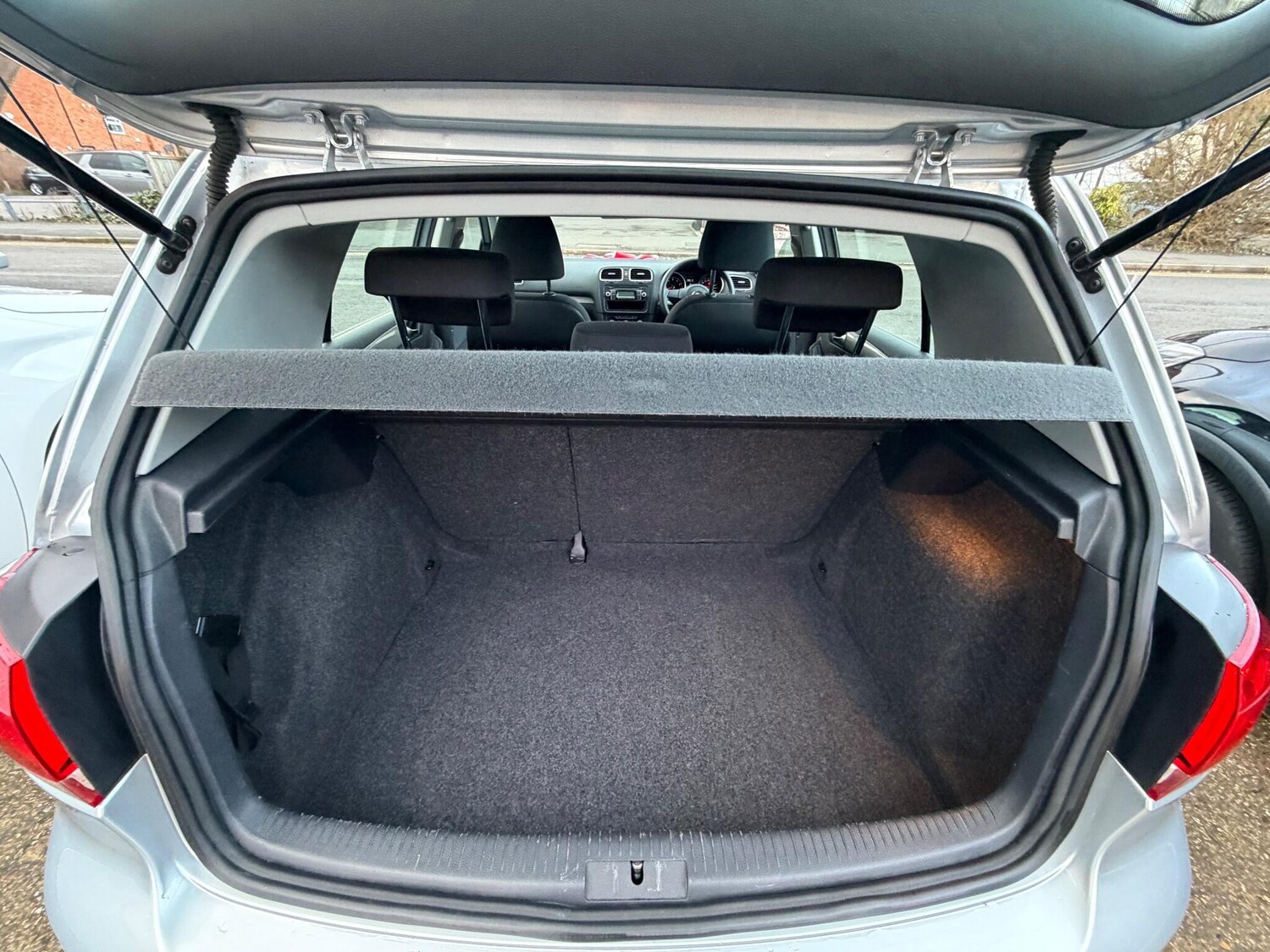 Used Volkswagen Golf 2011 for sale - 77174484: Photo 36