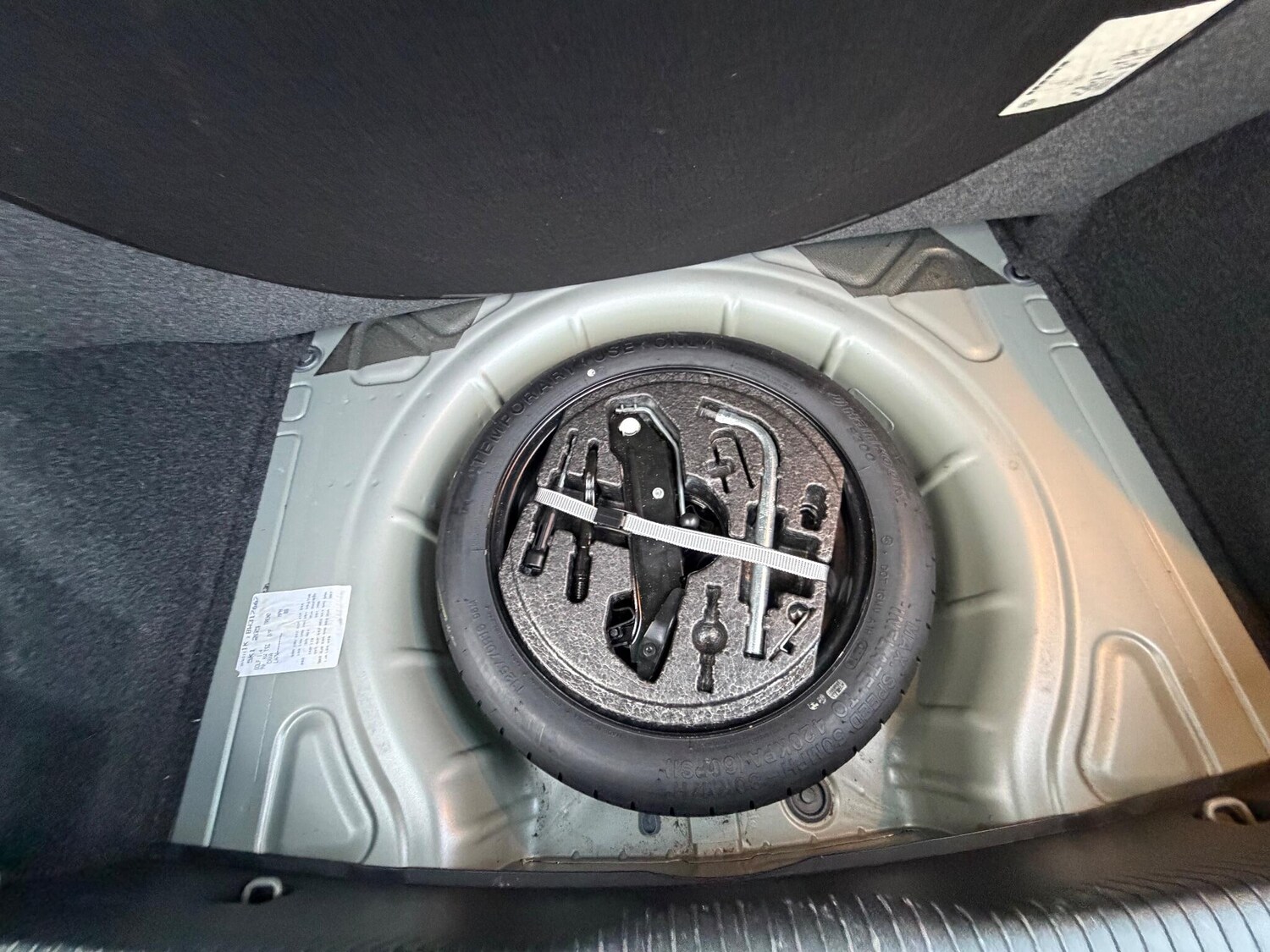 Used Volkswagen Golf 2011 for sale - 77174484: Photo 41