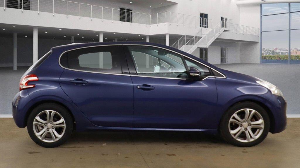 Used Peugeot 208 2013 for sale - 76446454: Photo 5