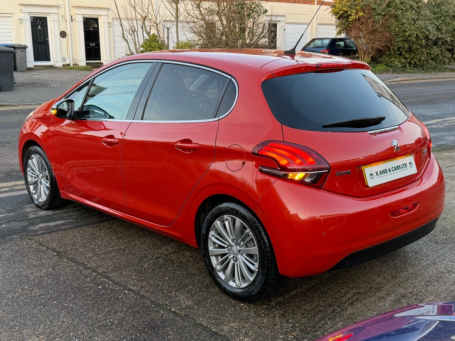 Used Peugeot 208 2017 for sale - 77109009: Photo 4