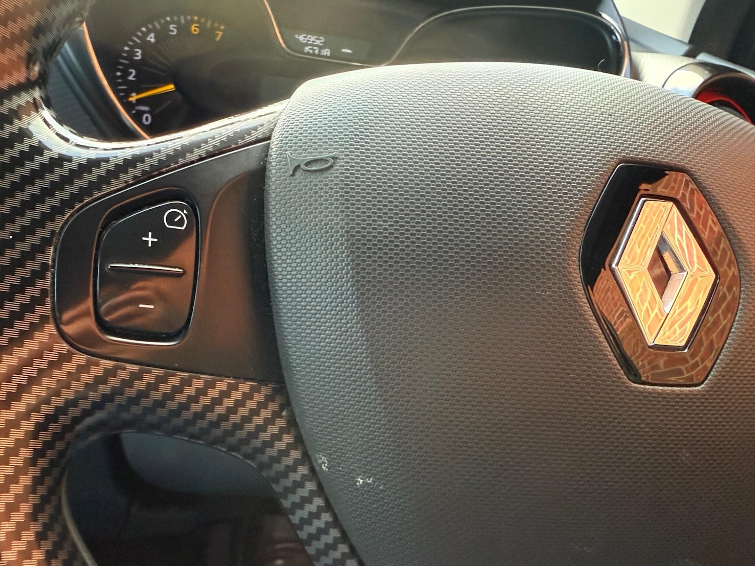 Used Renault Captur 2015 for sale - 76561225: Photo 24