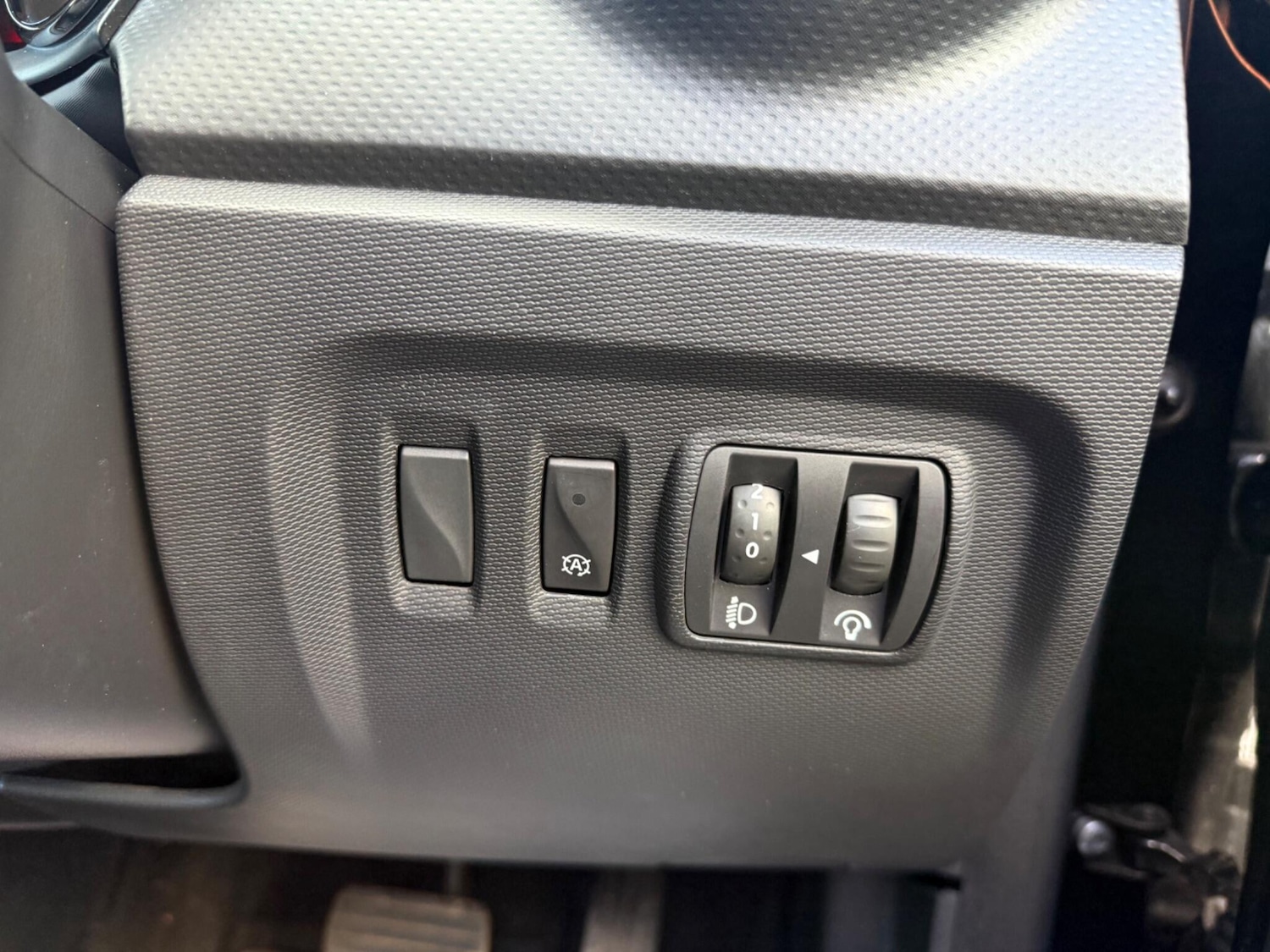 Used Renault Captur 2015 for sale - 76561225: Photo 27