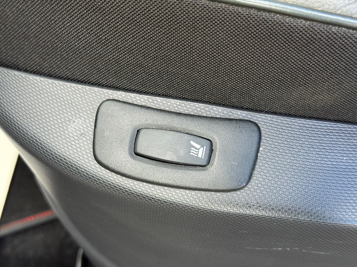 Used Renault Captur 2015 for sale - 76561225: Photo 30