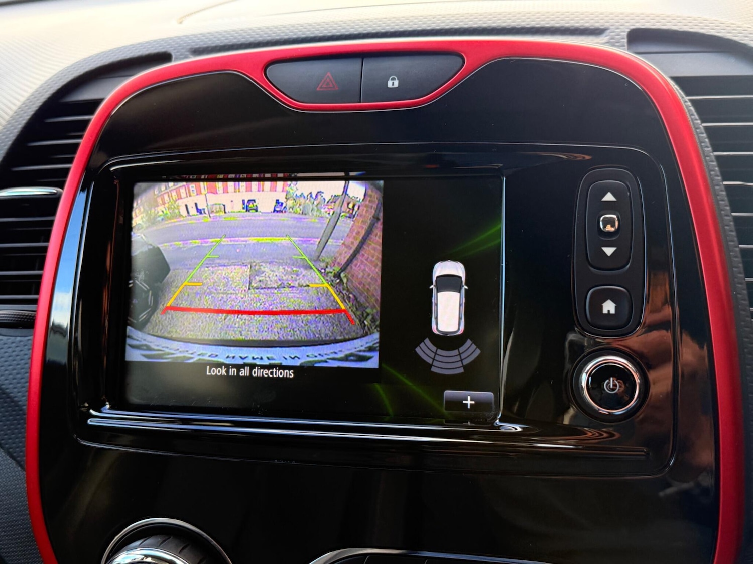 Used Renault Captur 2015 for sale - 76561225: Photo 50