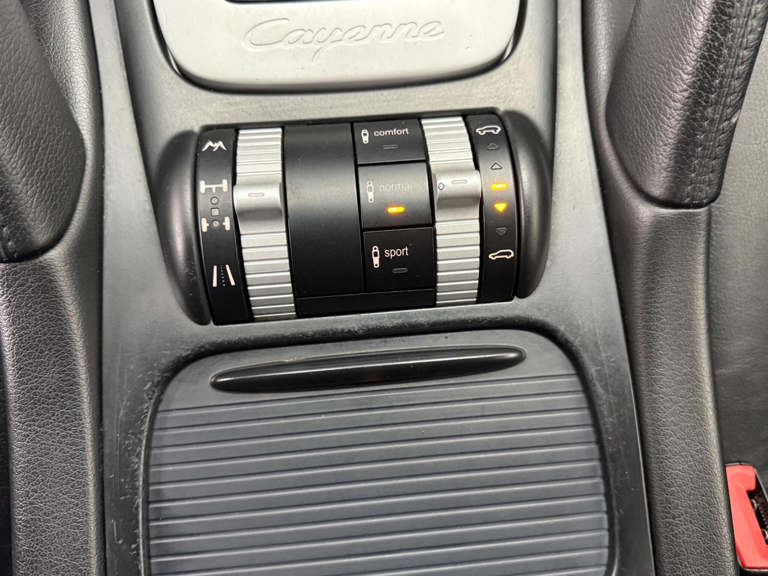 Used Porsche Cayenne 2015 for sale - 76619864: Photo 17