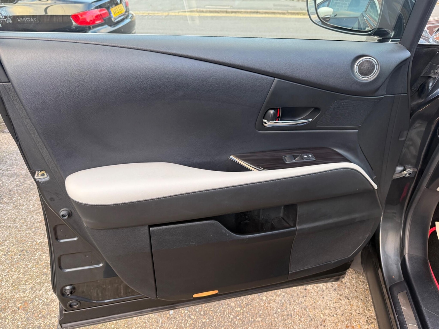 Used Lexus RX 2010 for sale - 76620396: Photo 32