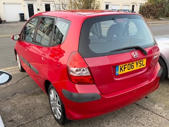 Used Honda Jazz 2006 for sale - 77768952: Photo