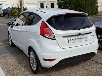 Used Ford Fiesta 2014 for sale - 79756027: Photo