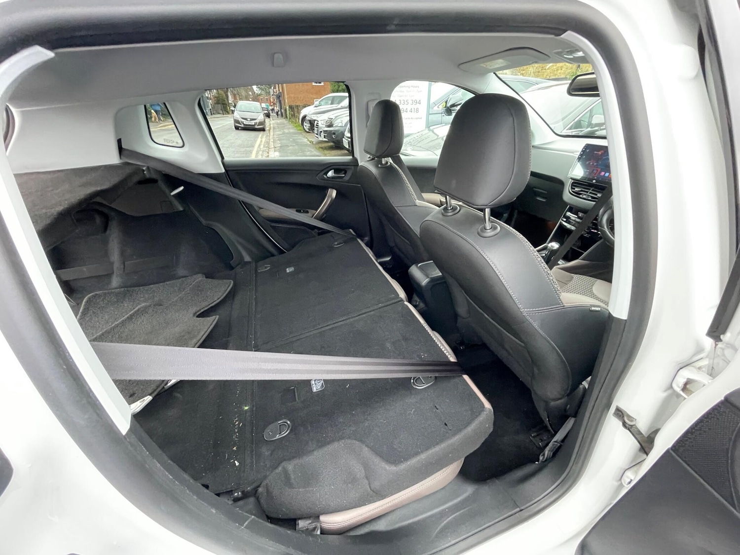 Used Peugeot 2008 2015 for sale - 76802324: Photo 15